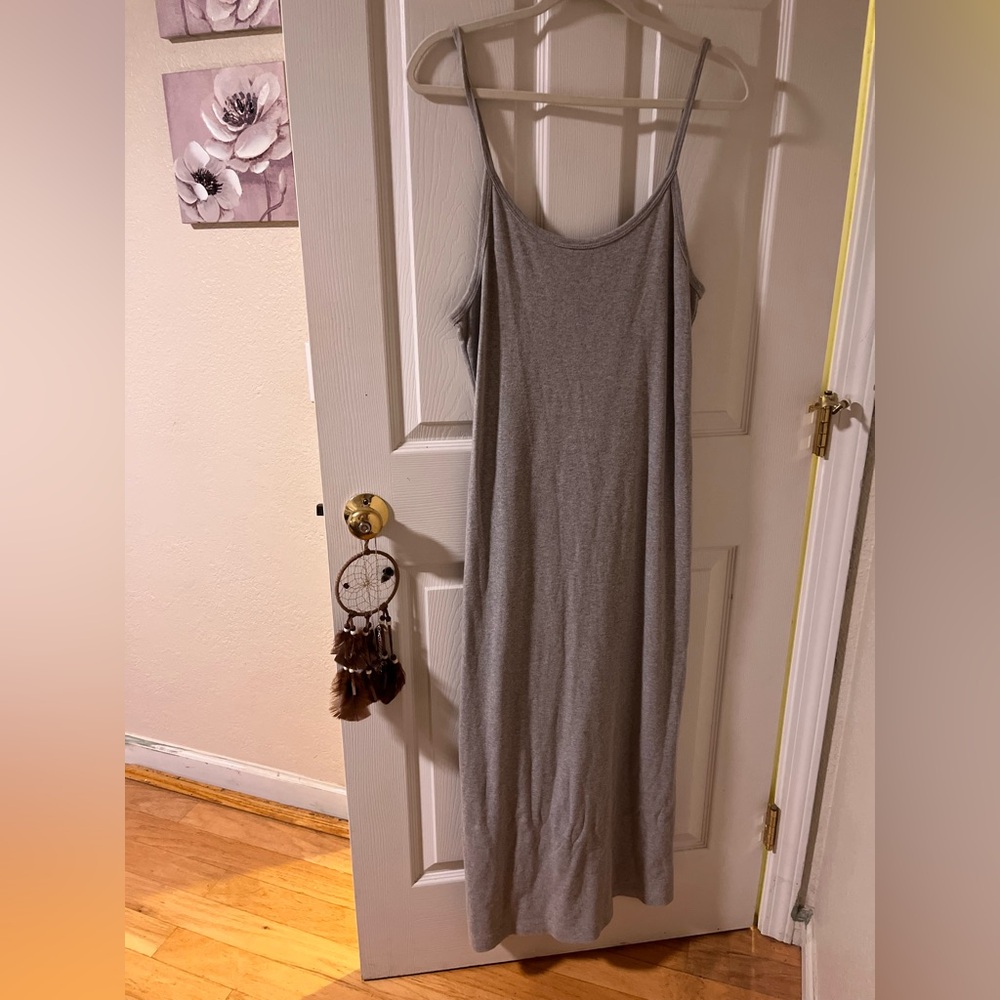 Woman’s gray Maxi dress